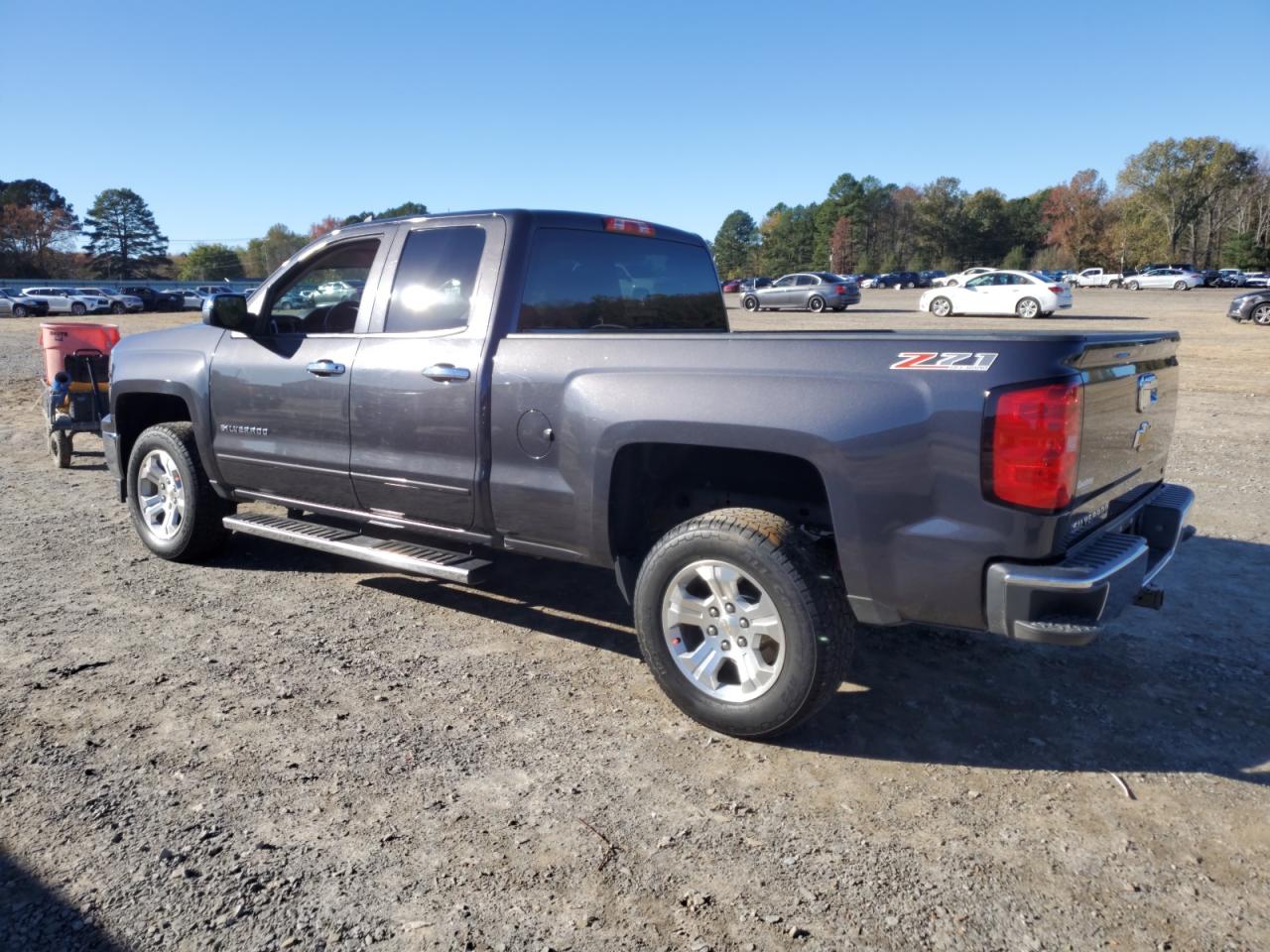 2015 Chevrolet Silverado - Image 2