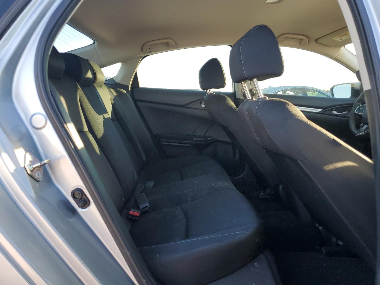 2019 Honda Civic - Image 10