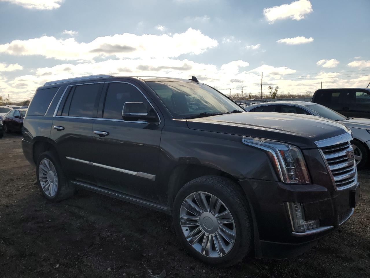 VIN 1GYS4PKJ9FR643540 2015 CADILLAC ESCALADE no.4