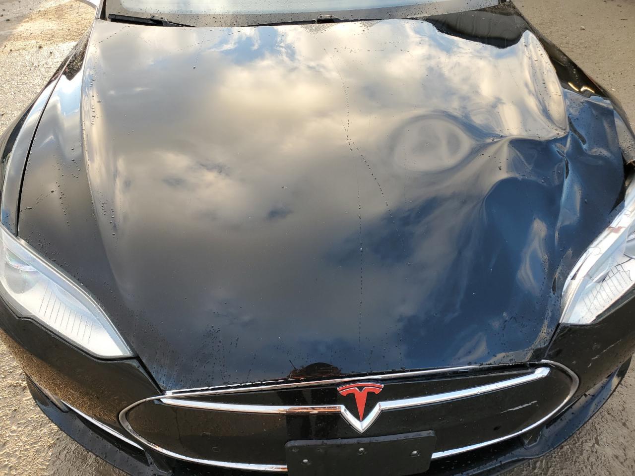 2014 Tesla Model S VIN: 5YJSA1H27EFP63112 Lot: 80888974