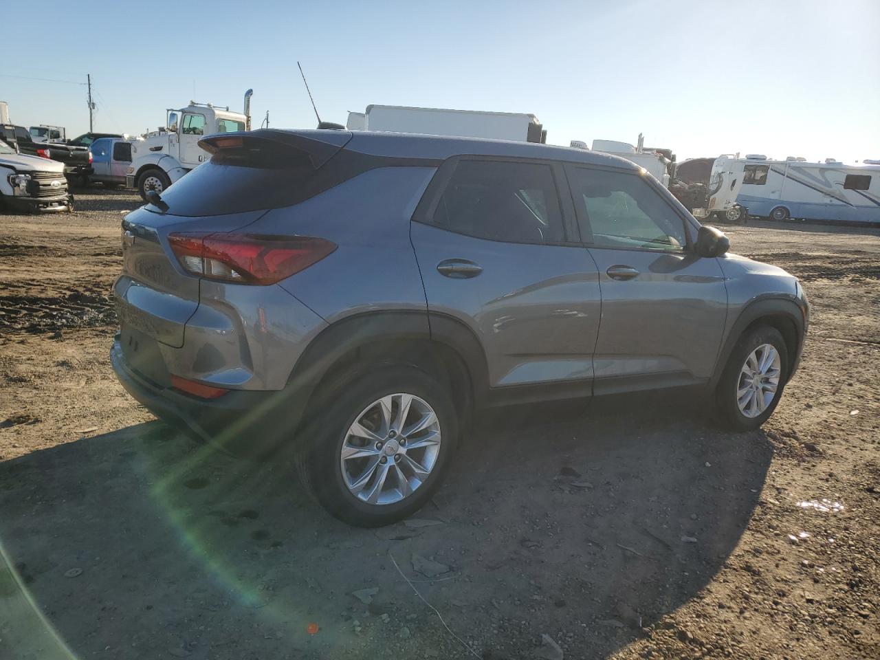 2021 Chevrolet TrailBlazer - Image 3