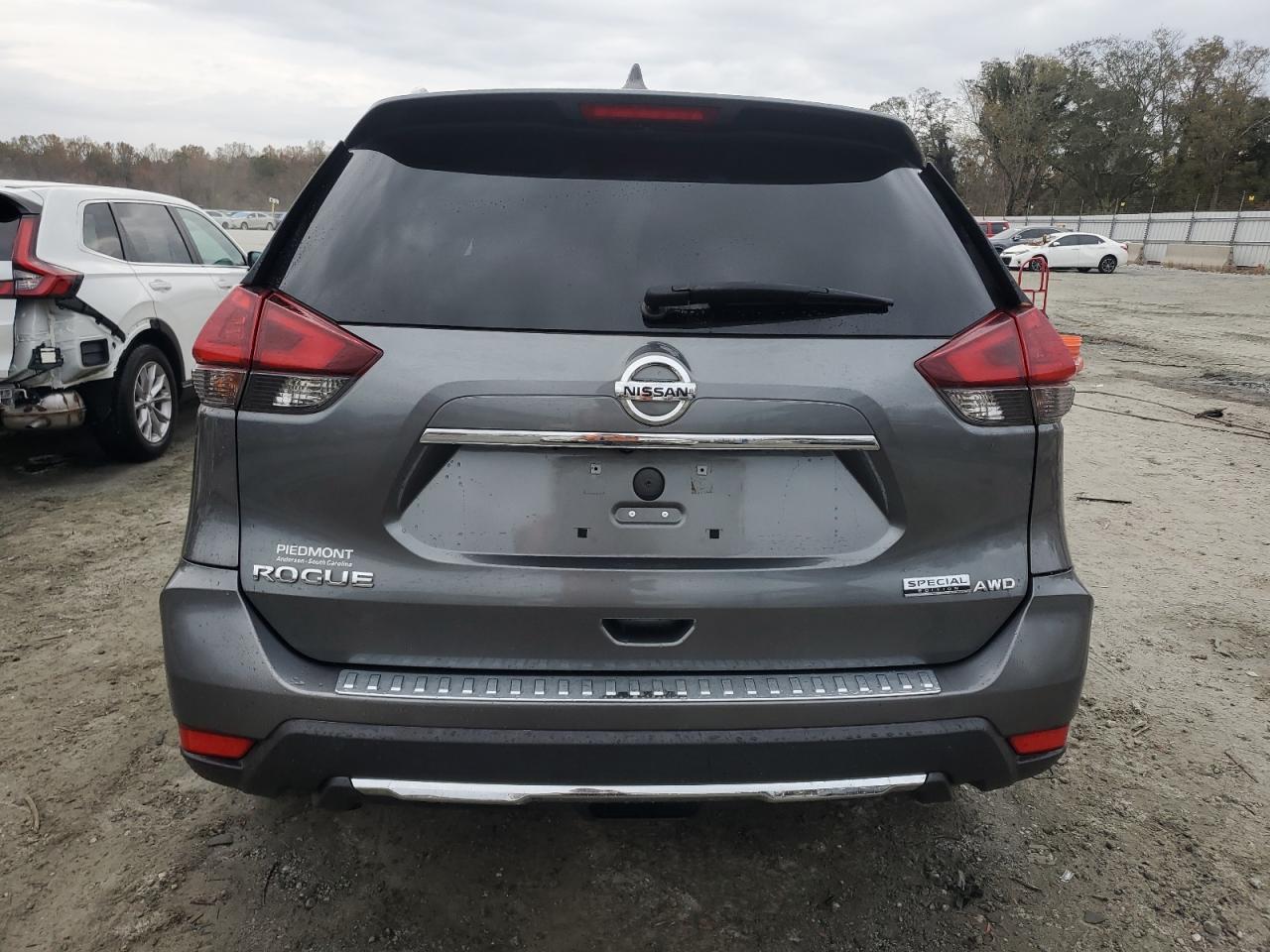 2019 Nissan Rogue S VIN: 5N1AT2MV8KC841171 Lot: 79010924