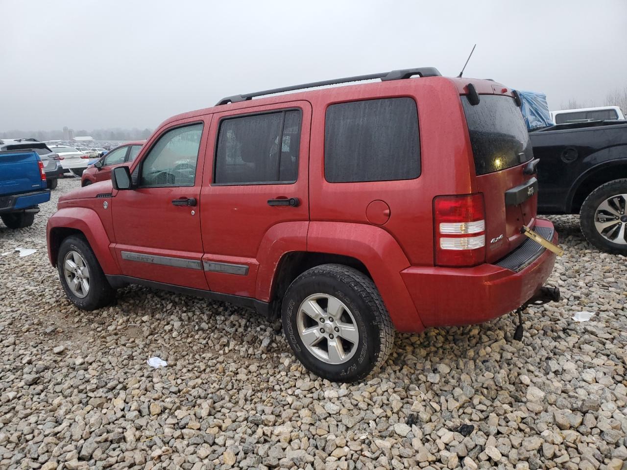 2010 Jeep Liberty (North America) - Image 2
