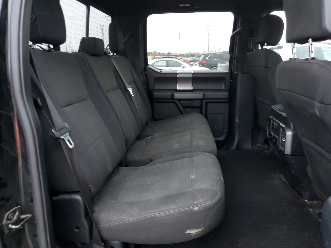 2017 Ford F-150 - Image 10