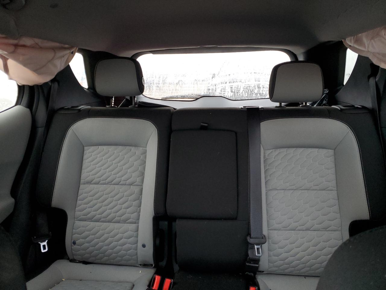 2020 Chevrolet Equinox - Image 10
