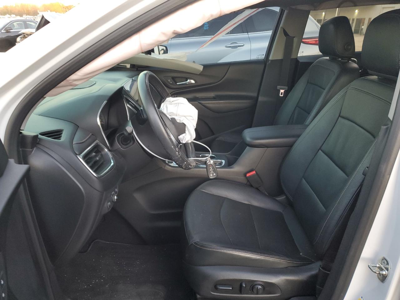 2020 Chevrolet Equinox - Image 7