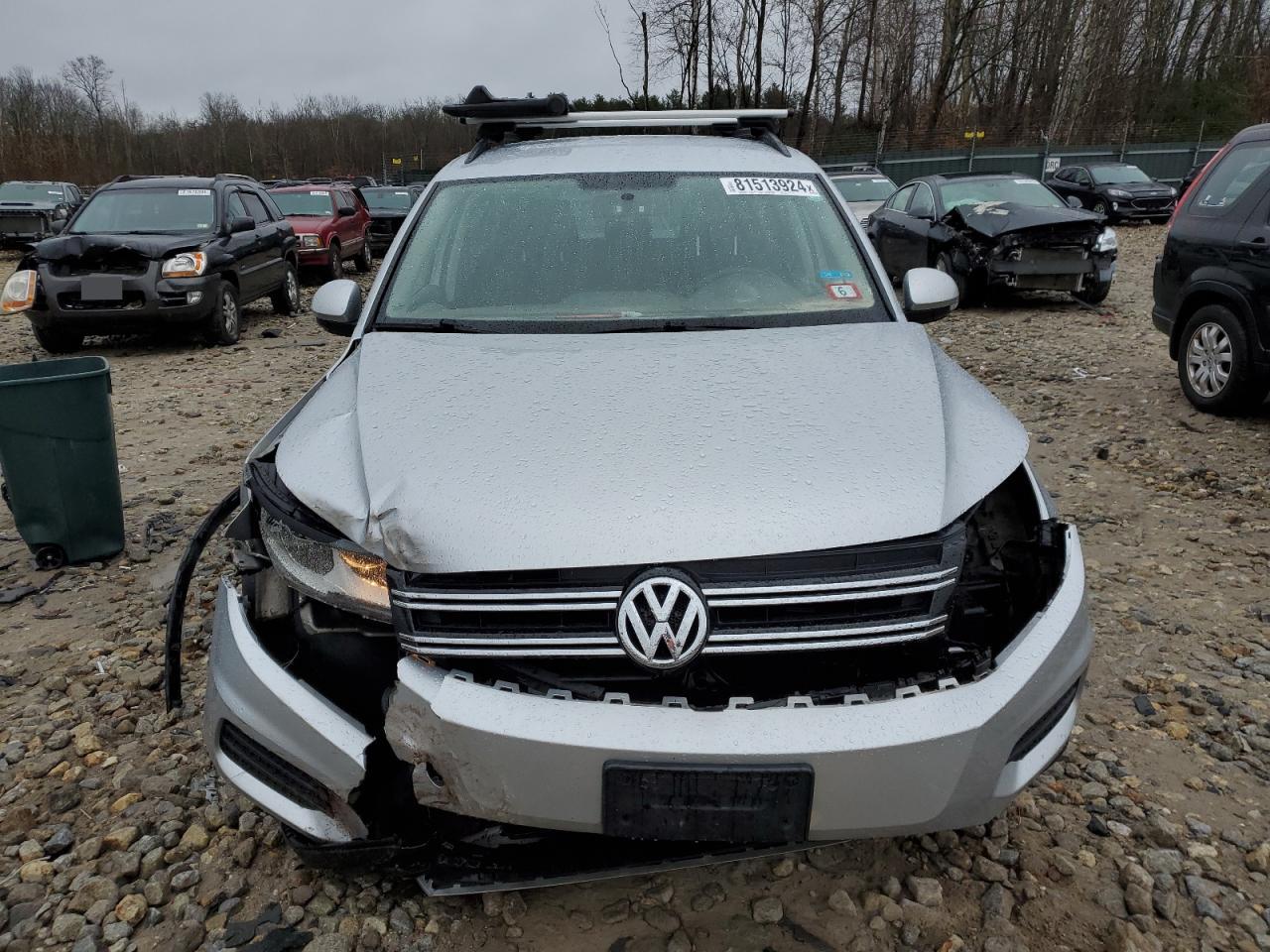 2017 Volkswagen Tiguan S VIN: WVGBV7AX9HK048235 Lot: 81513924