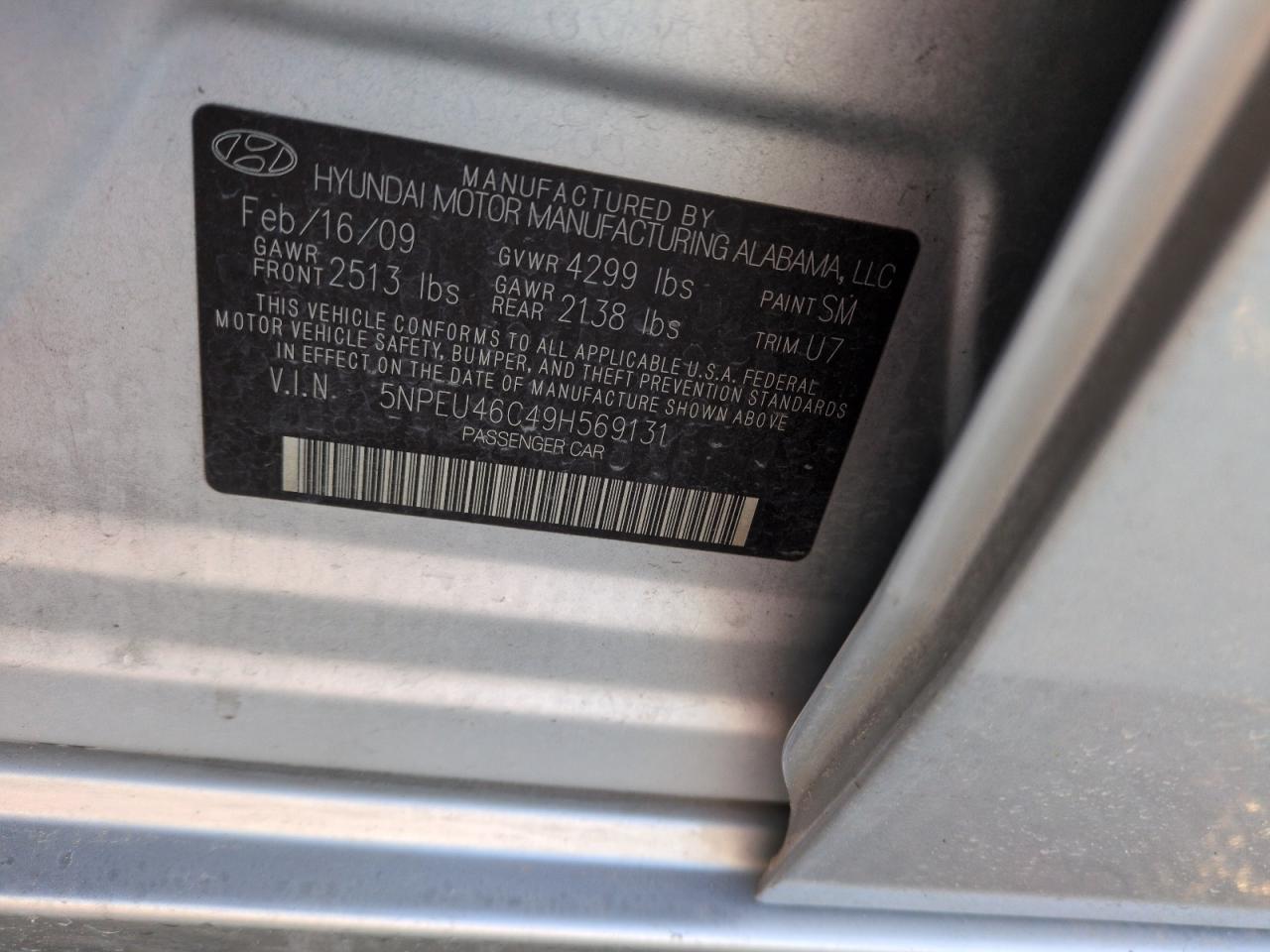2009 Hyundai Sonata - Image 13