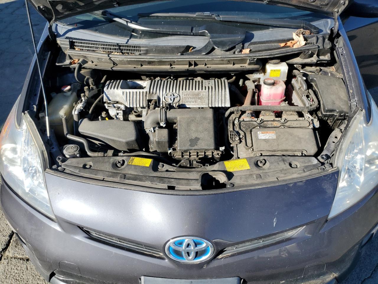 2014 Toyota Prius - Image 11