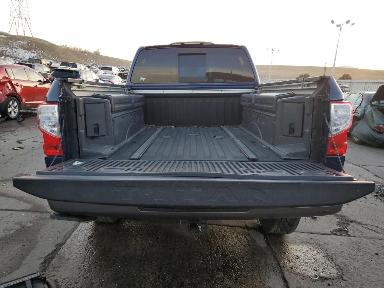 2018 Nissan Titan Xd Sl VIN: 1N6AA1F44JN518454 Lot: 81082124