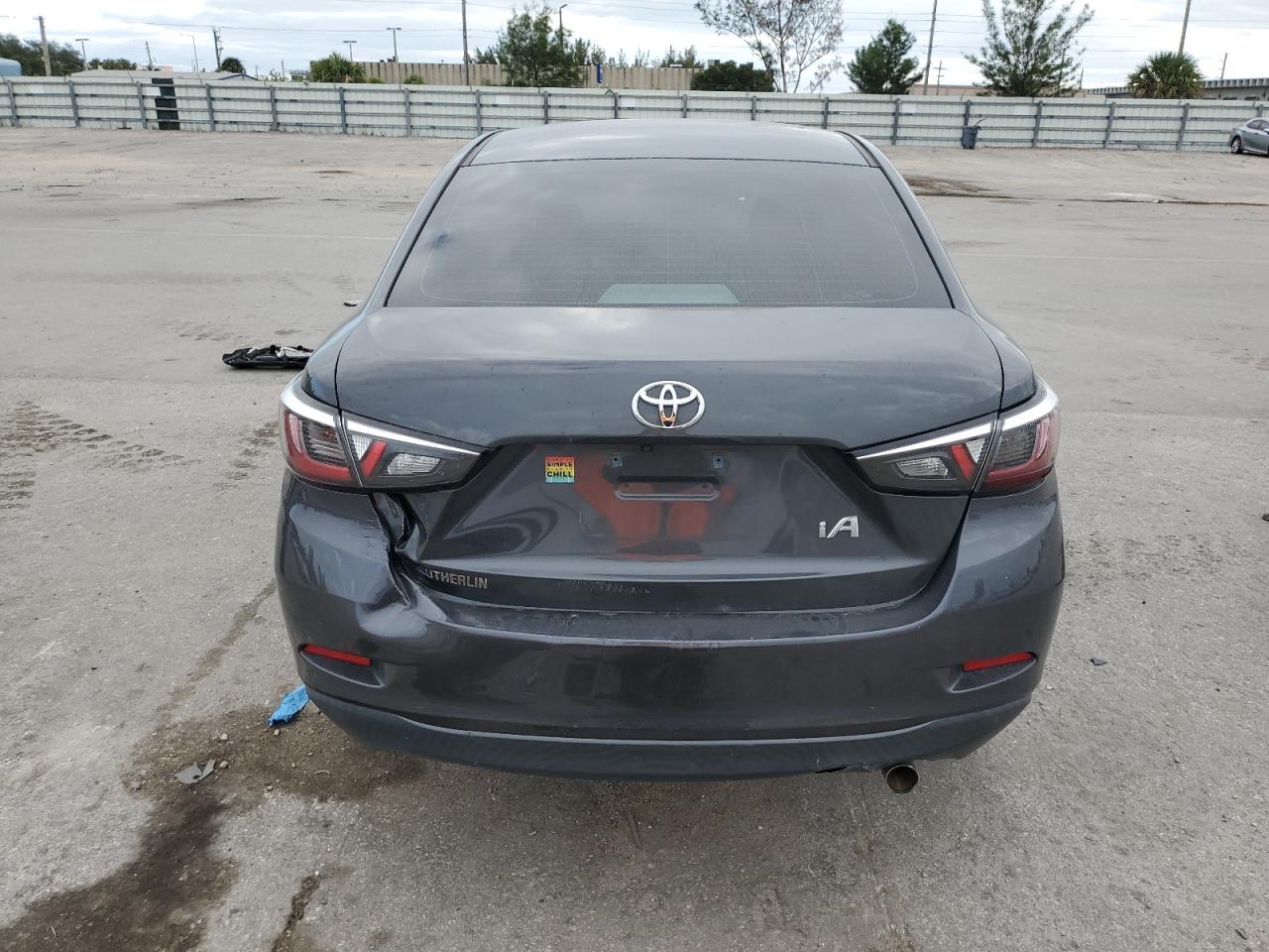 2018 Toyota Yaris Ia VIN: 3MYDLBYV2JY311961 Lot: 81307724