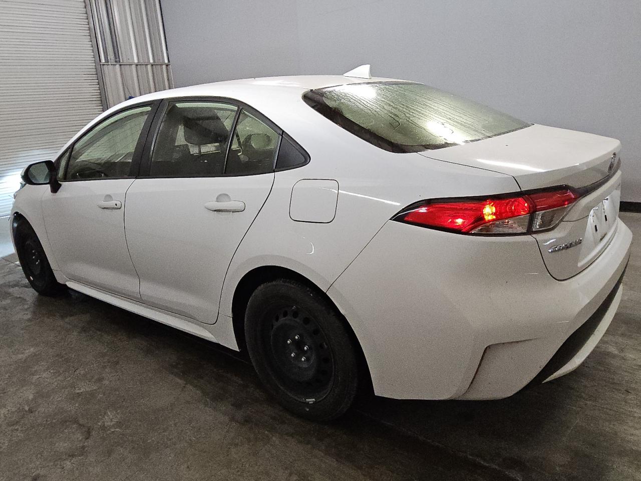 2021 Toyota Corolla - Image 2
