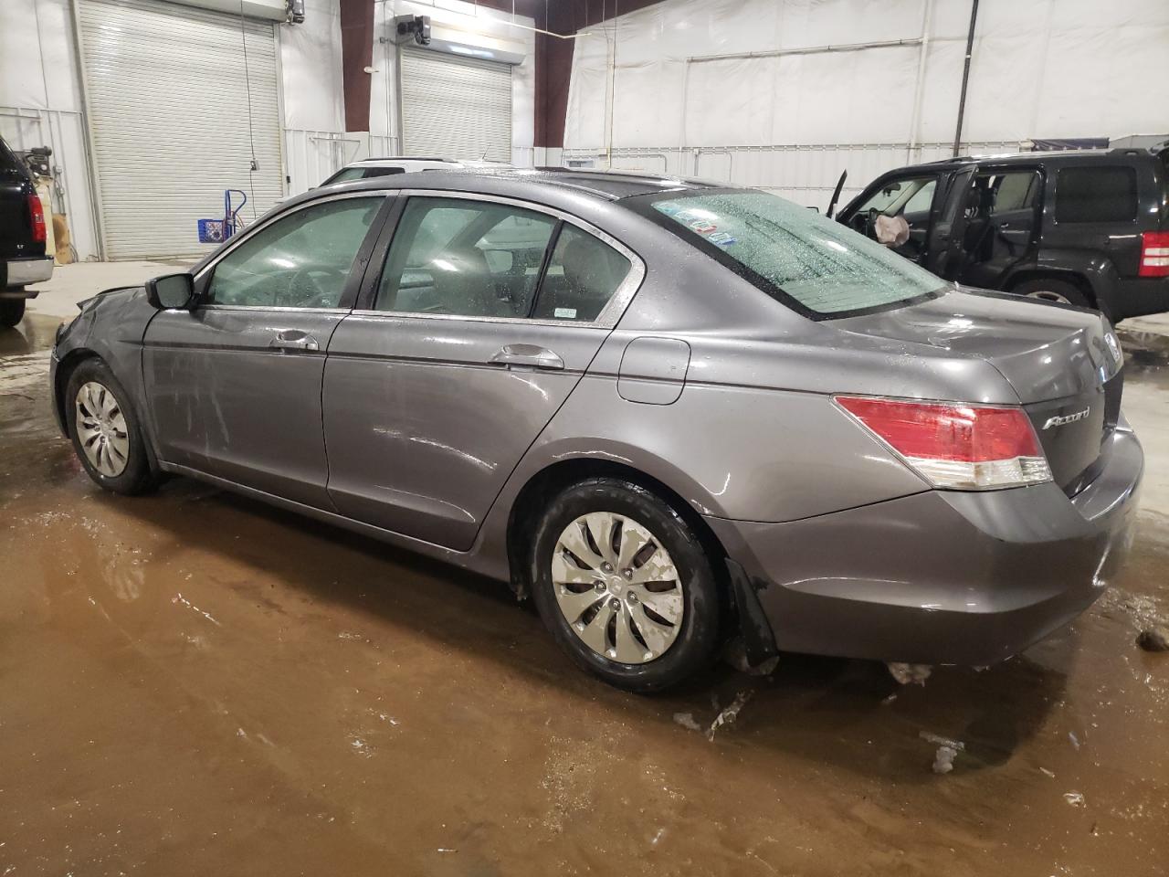 2009 Honda Accord - Image 2