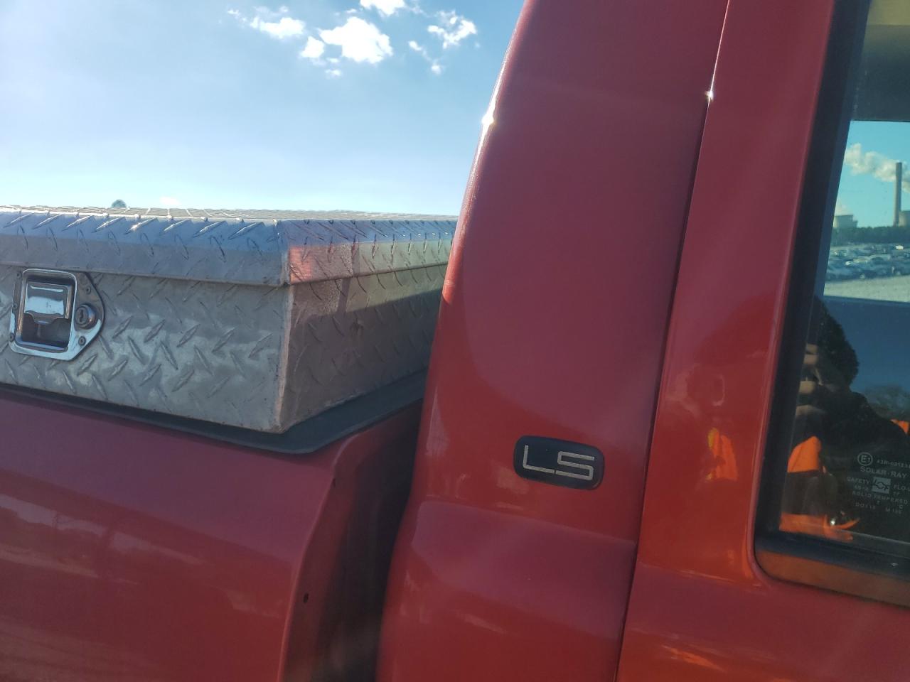 2000 Chevrolet Silverado - Image 10