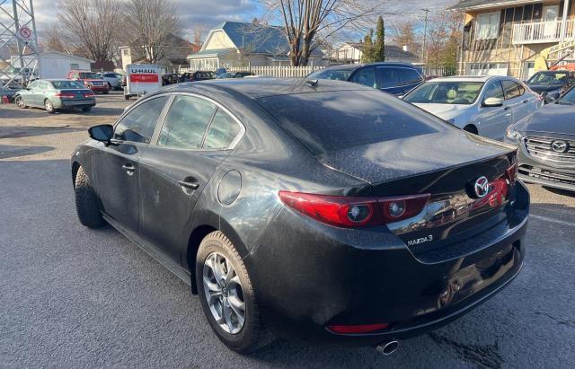  MAZDA 3 2022 Black