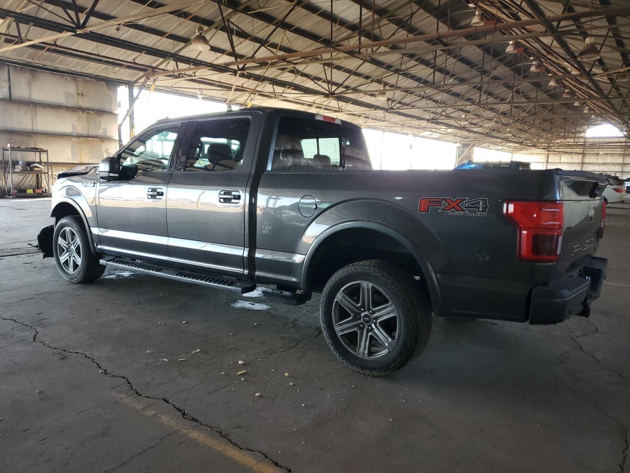 VIN 1FTFW1EG7JKC25204 2018 FORD F-150 no.2