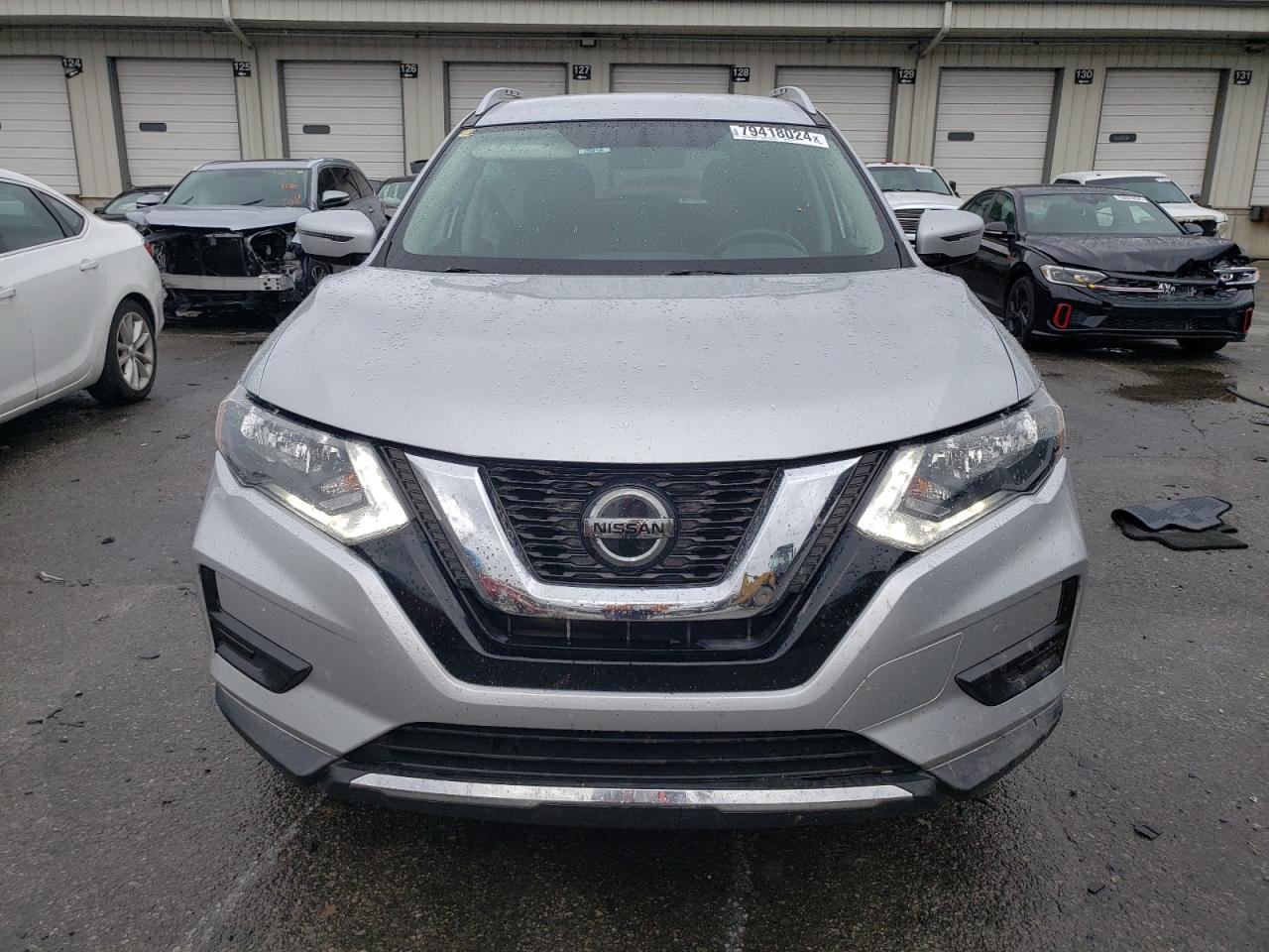 2018 Nissan Rogue - Image 5
