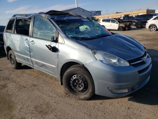 2004 TOYOTA SIENNA XLE