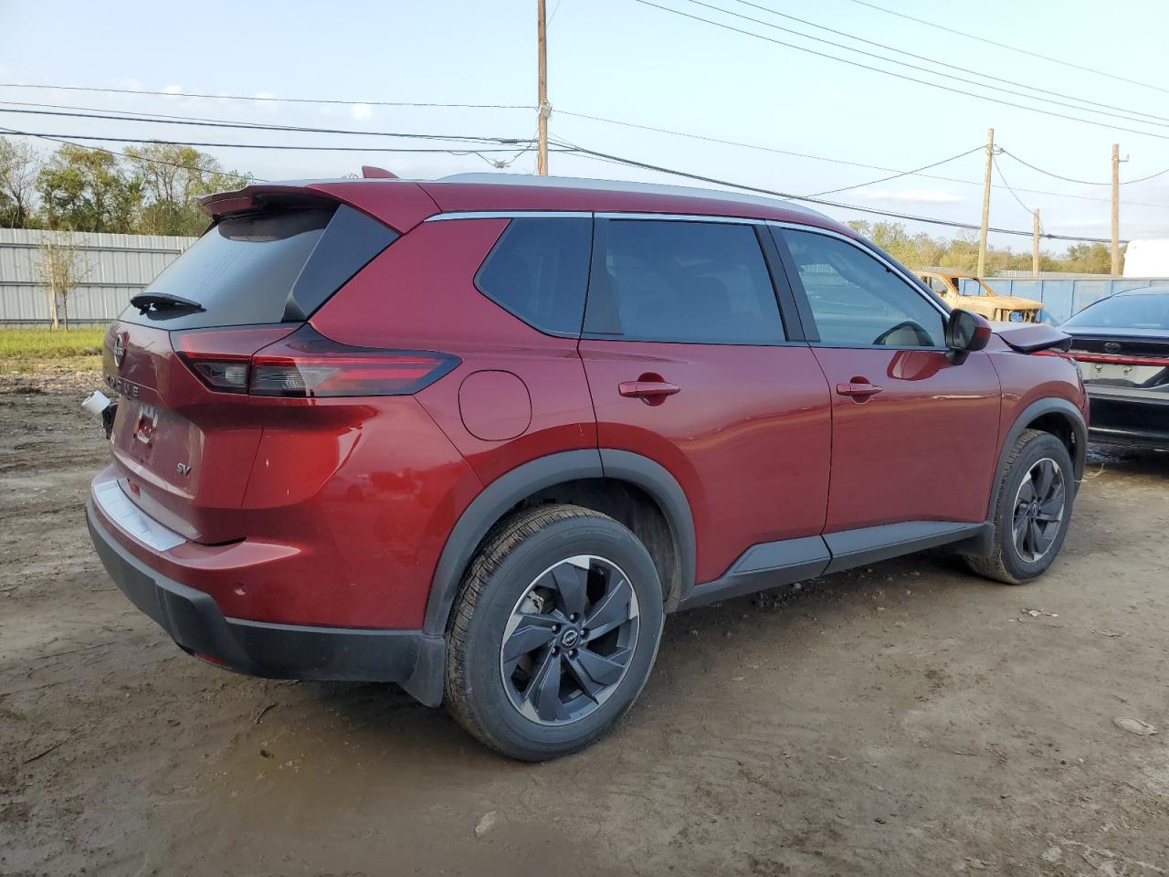 2024 Nissan Rogue - Image 3