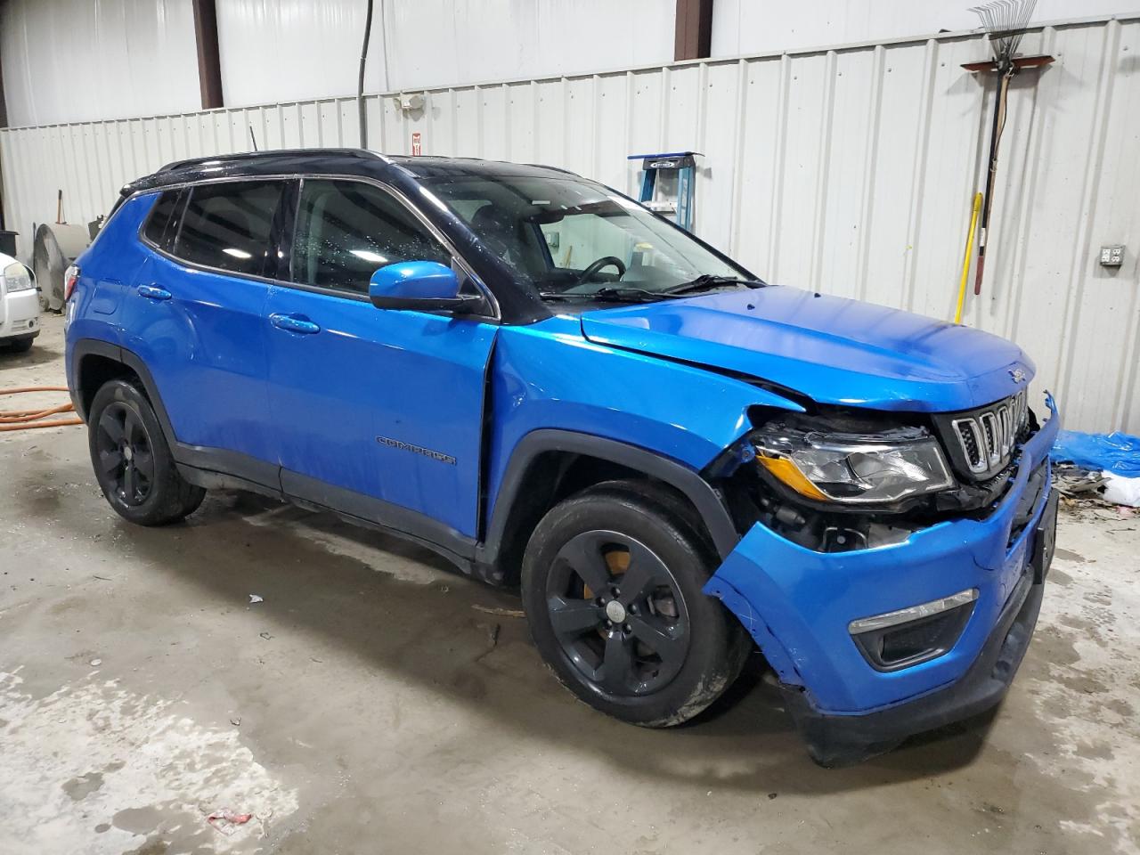 2018 Jeep Compass - Image 4