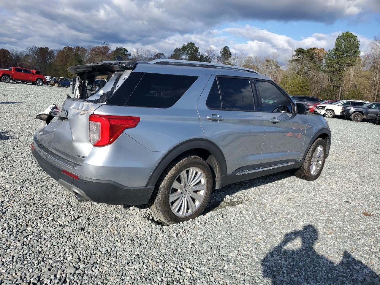 2021 Ford Explorer - Image 3