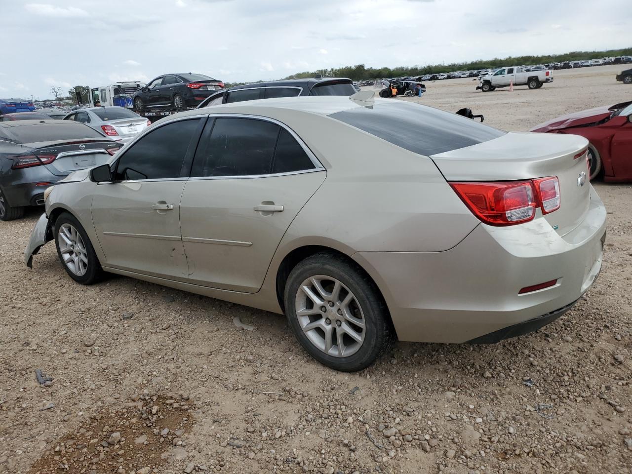 2015 Chevrolet Malibu - Image 2