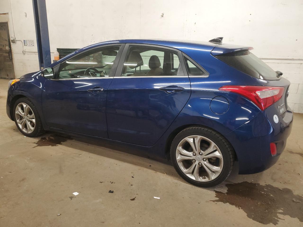 VIN KMHD35LE6DU104421 2013 HYUNDAI ELANTRA no.2