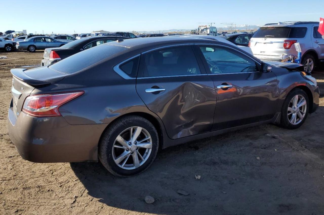 2013 Nissan Altima - Image 3