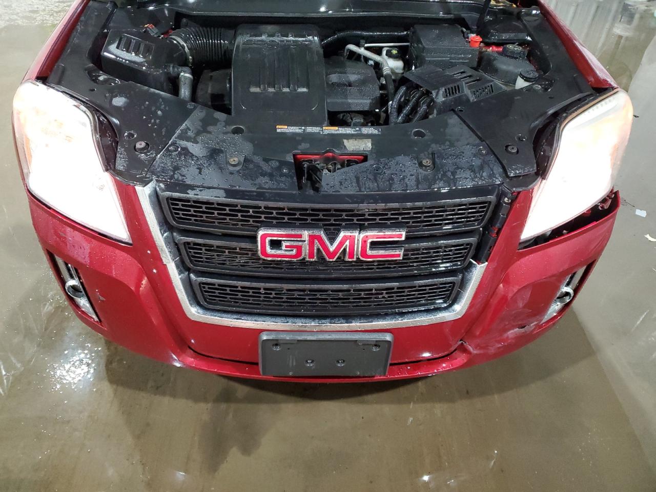 2015 GMC Terrain - Image 12