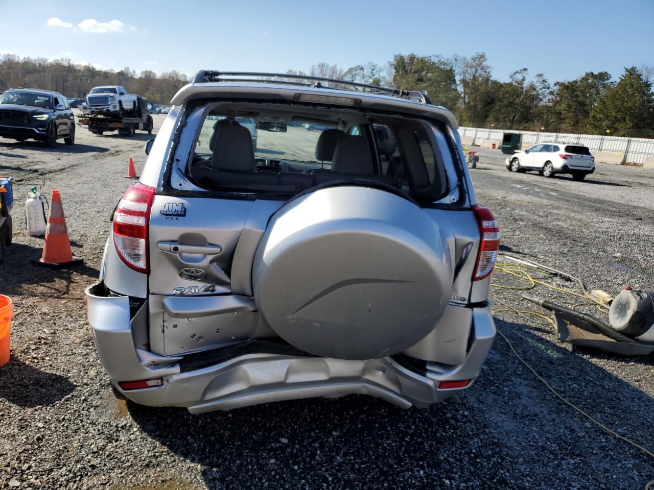 2012 Toyota RAV 4 - Image 6