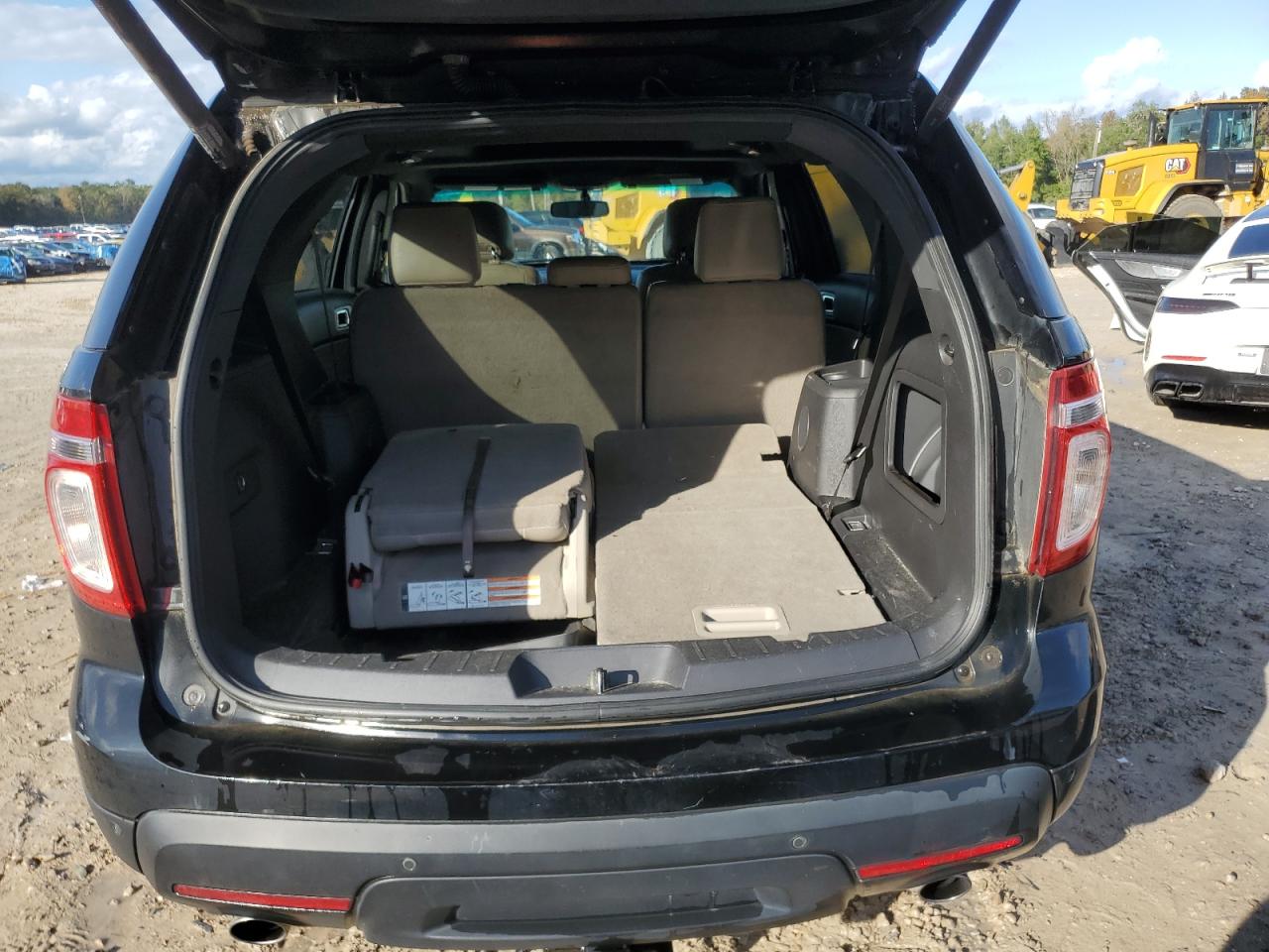 2012 Ford Explorer - Image 2