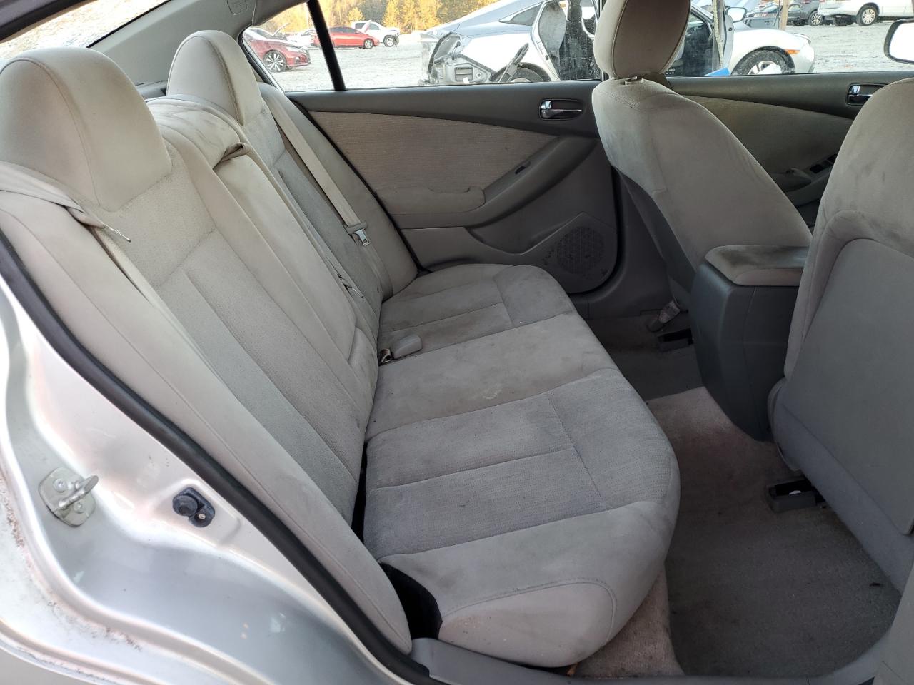 2012 Nissan Altima - Image 11