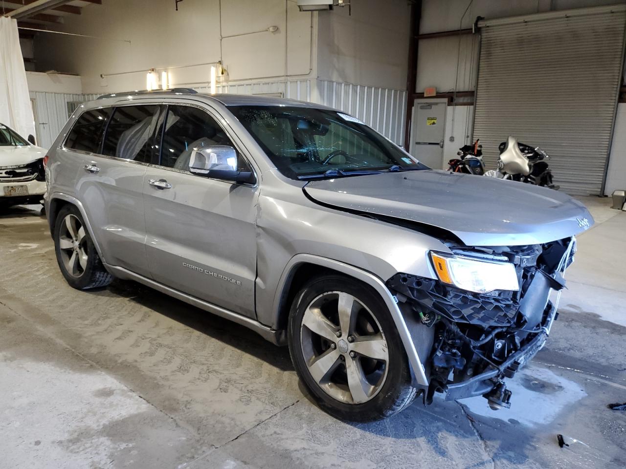 2015 Jeep Grand Cherokee - Image 4
