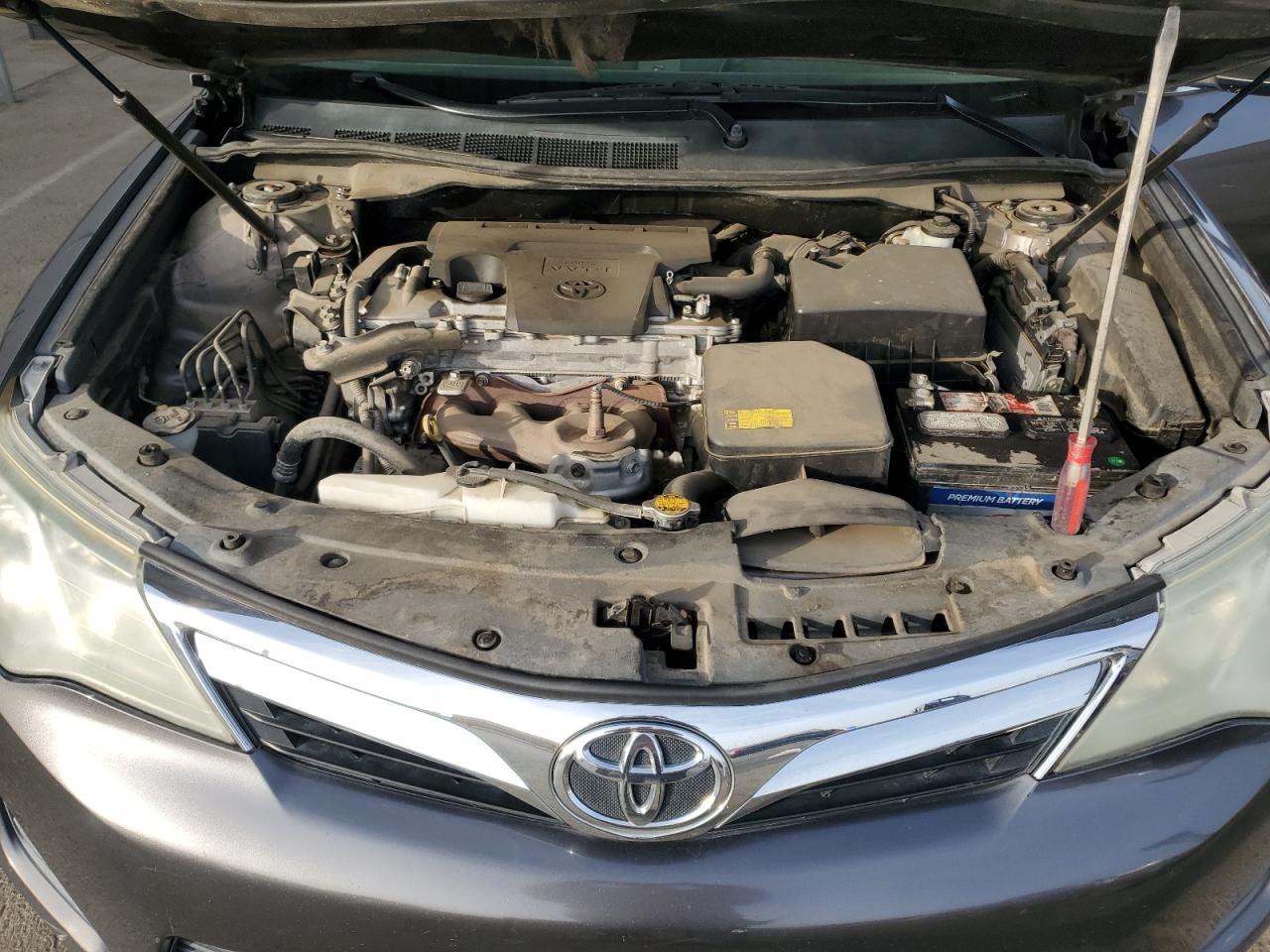 2012 Toyota Camry - Image 11