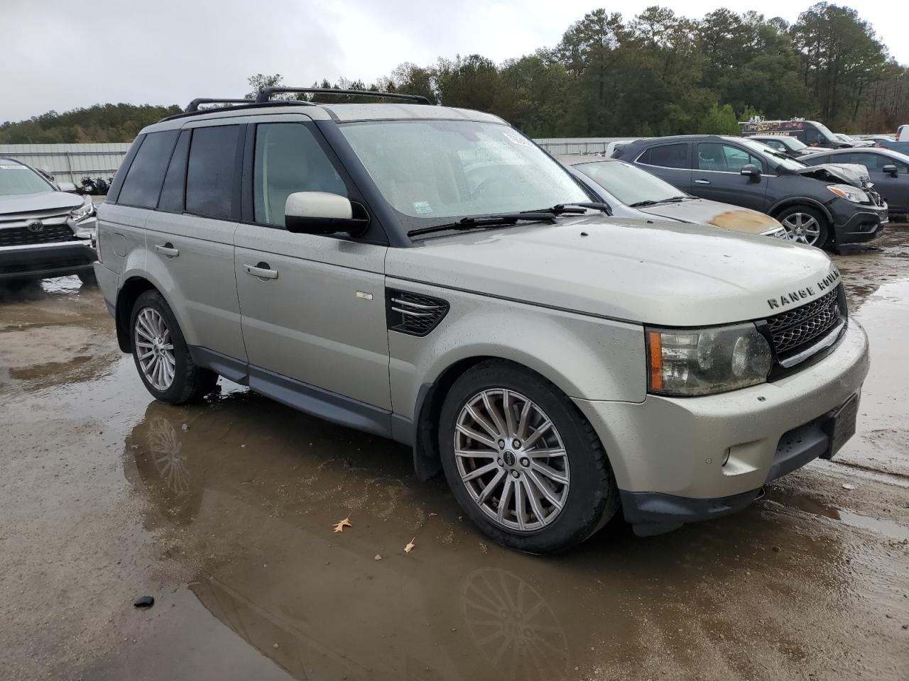 2012 Land Rover Range Rover - Image 4