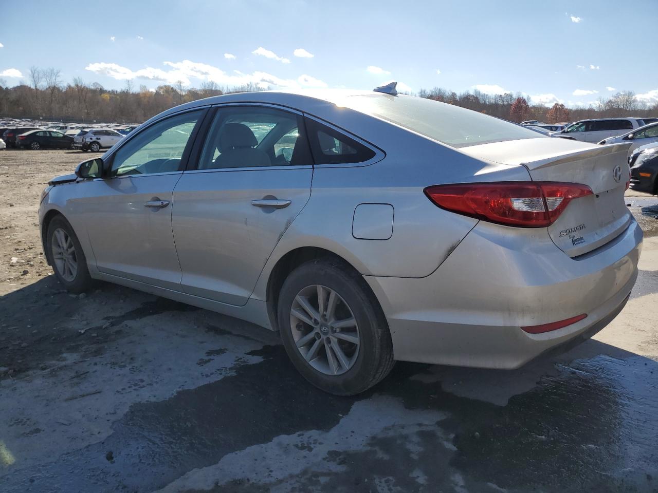 2017 Hyundai Sonata - Image 2