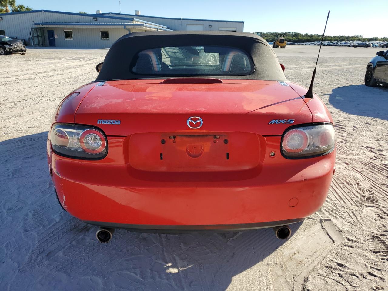 2006 Mazda Mx-5 Miata VIN: JM1NC25F260122664 Lot: 82884644