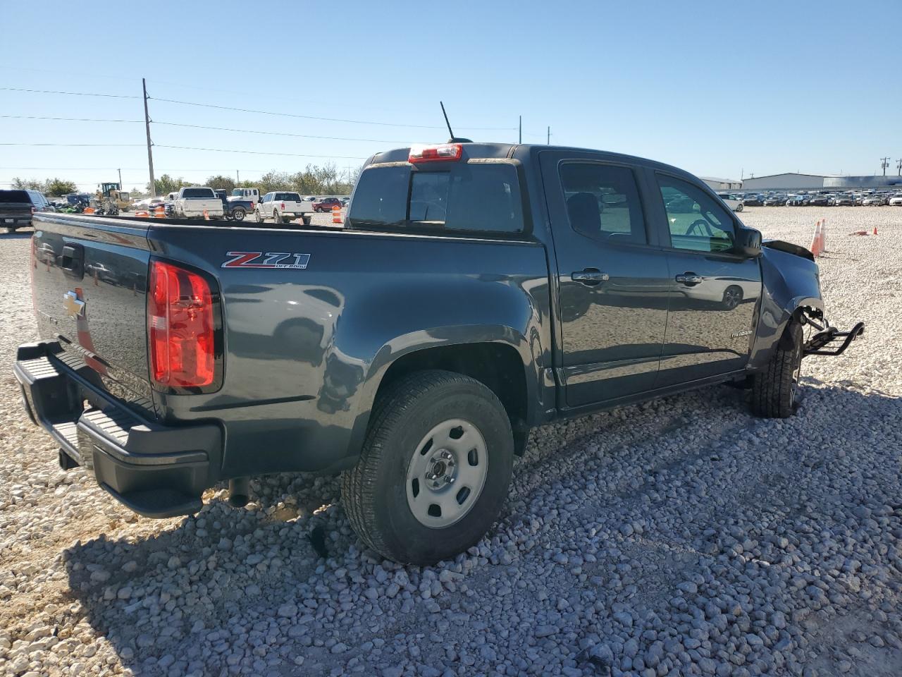 VIN 1GCGTDEN2H1216004 2017 CHEVROLET COLORADO no.3