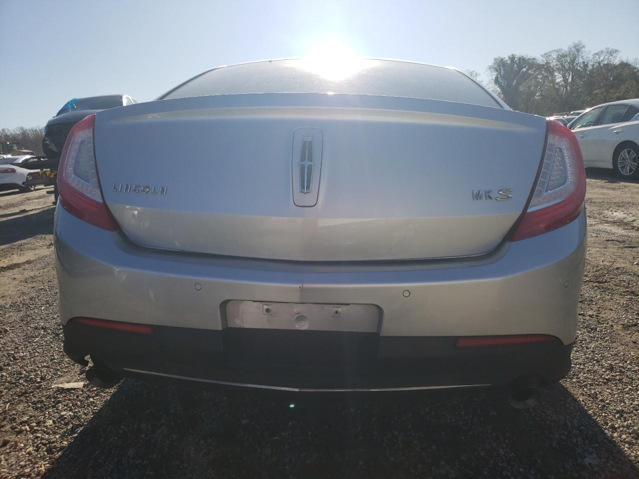 2013 Lincoln MKS - Image 6