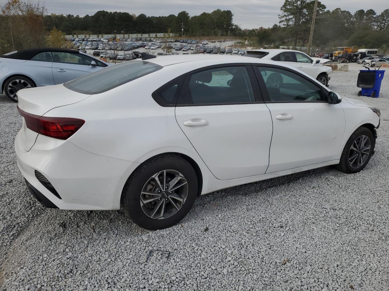 2023 Kia Forte - Image 3