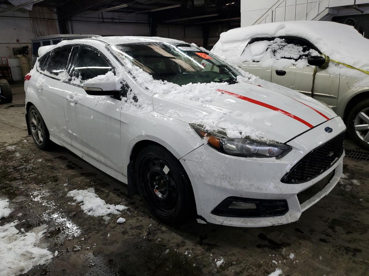 VIN 1FADP3L91FL363848 2015 FORD FOCUS no.4