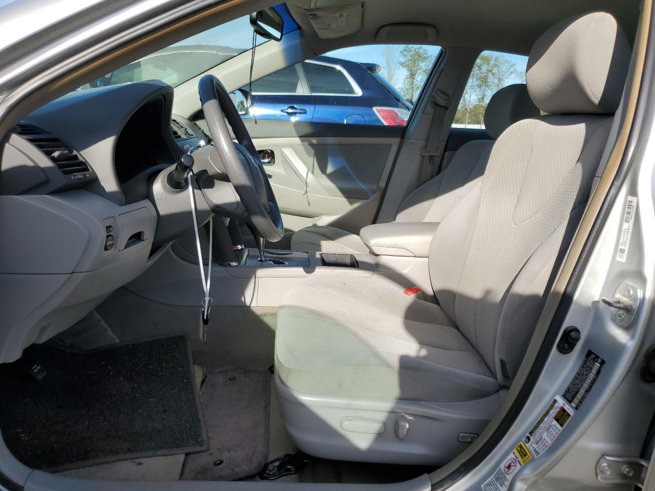 2009 Toyota Camry - Image 7