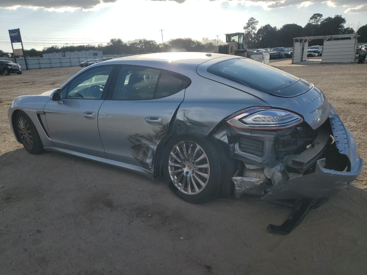 2014 Porsche Panamera - Image 2