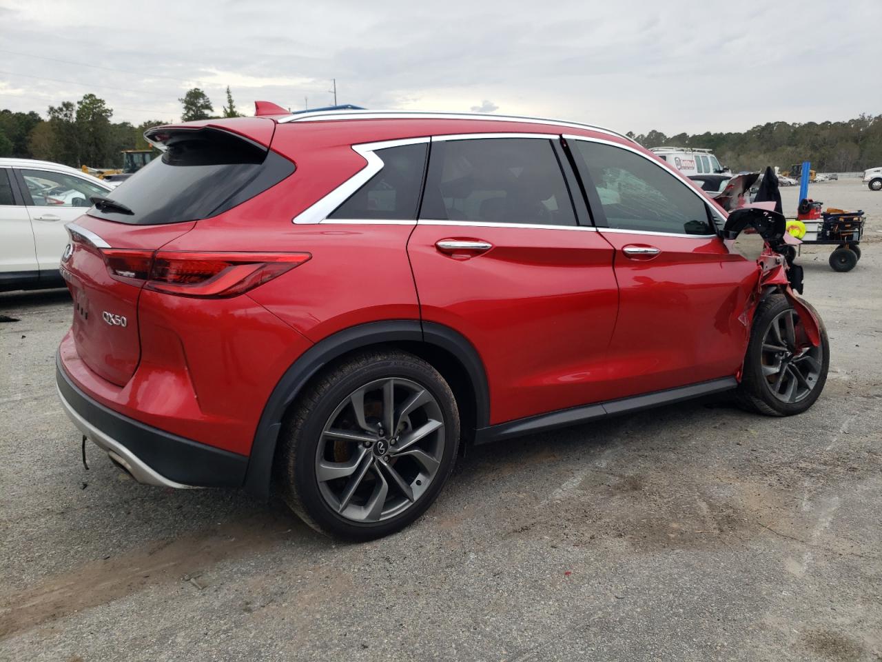 2020 Infiniti QX50 - Image 3