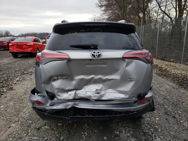  TOYOTA RAV4 2016 Srebrny