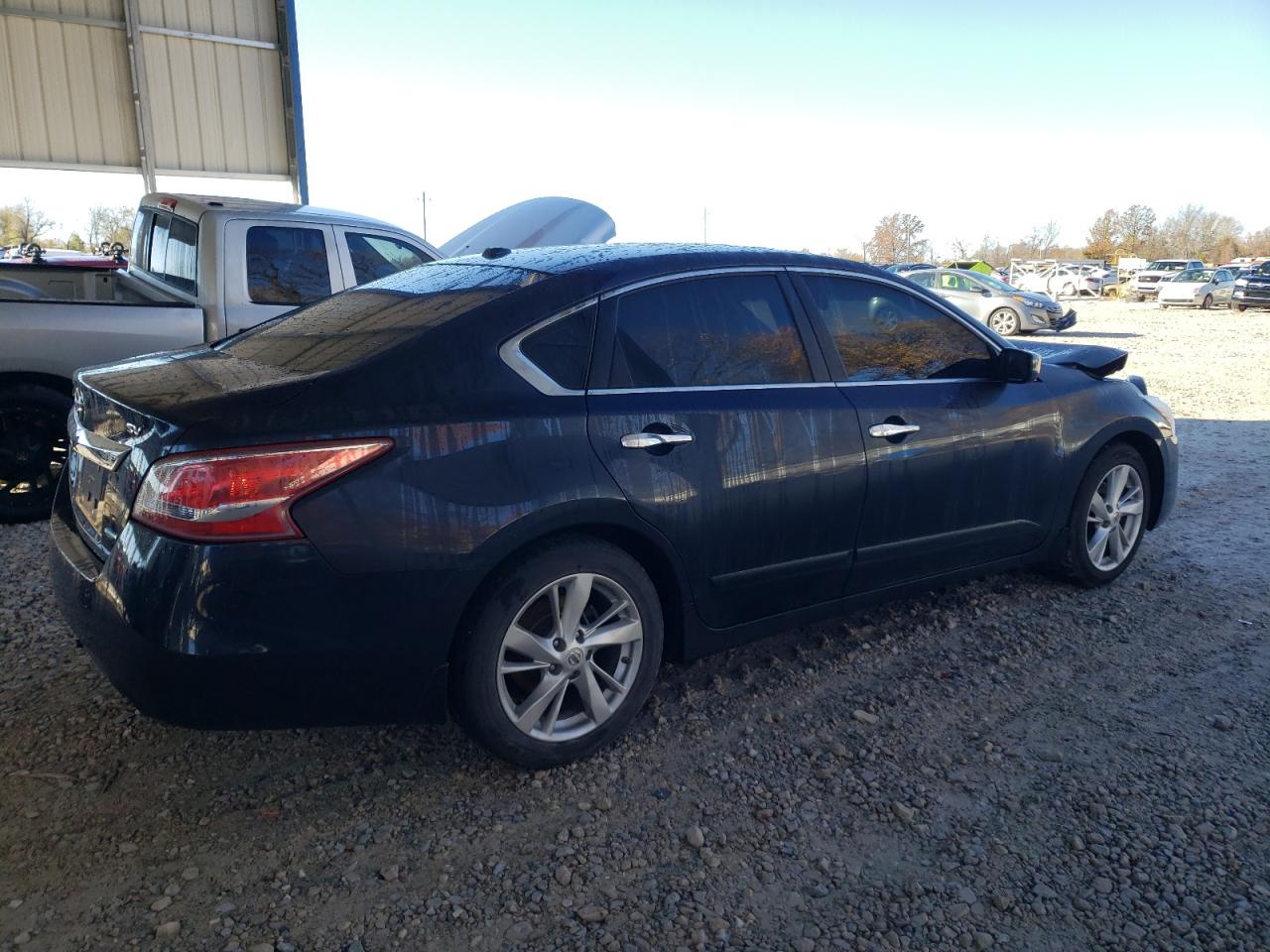 2013 Nissan Altima - Image 3