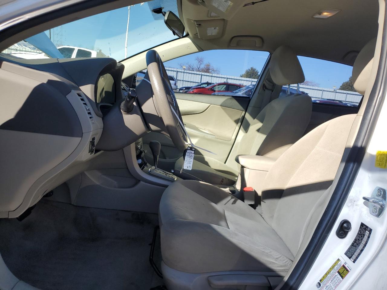 2010 Toyota Corolla - Image 7