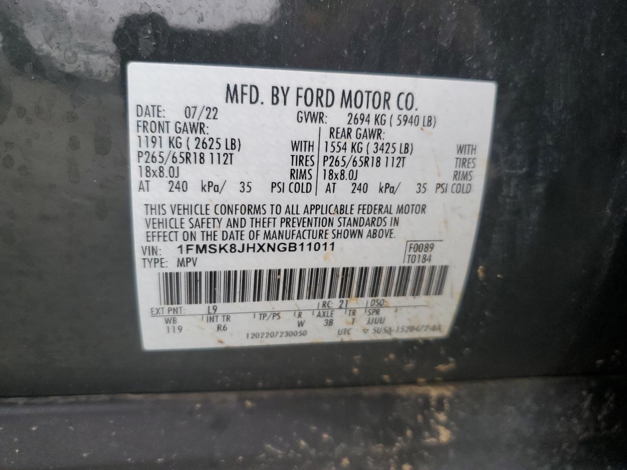 2022 Ford Explorer - Image 13