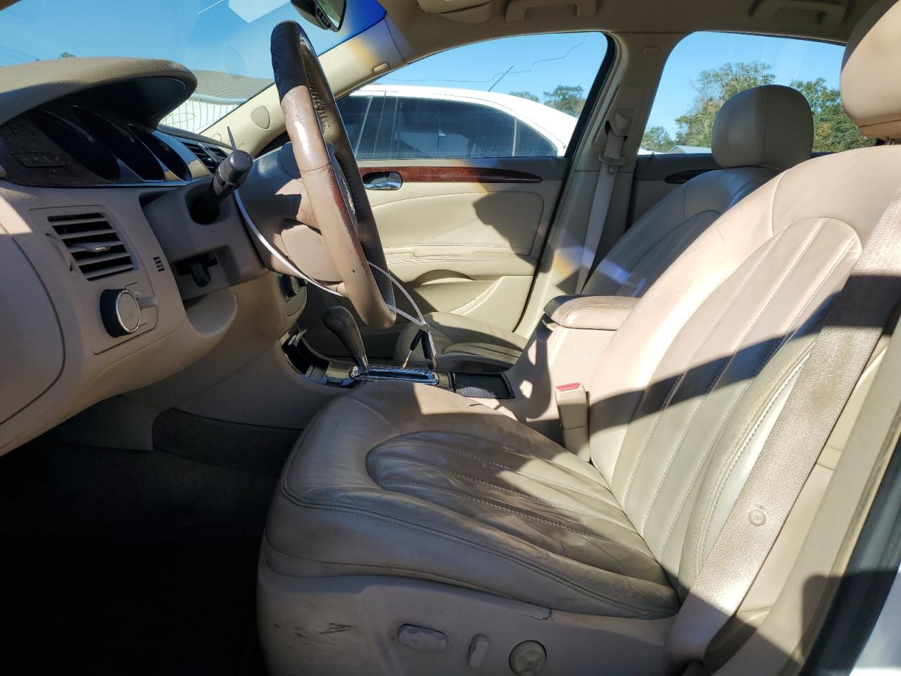 2006 Buick Lucerne - Image 7