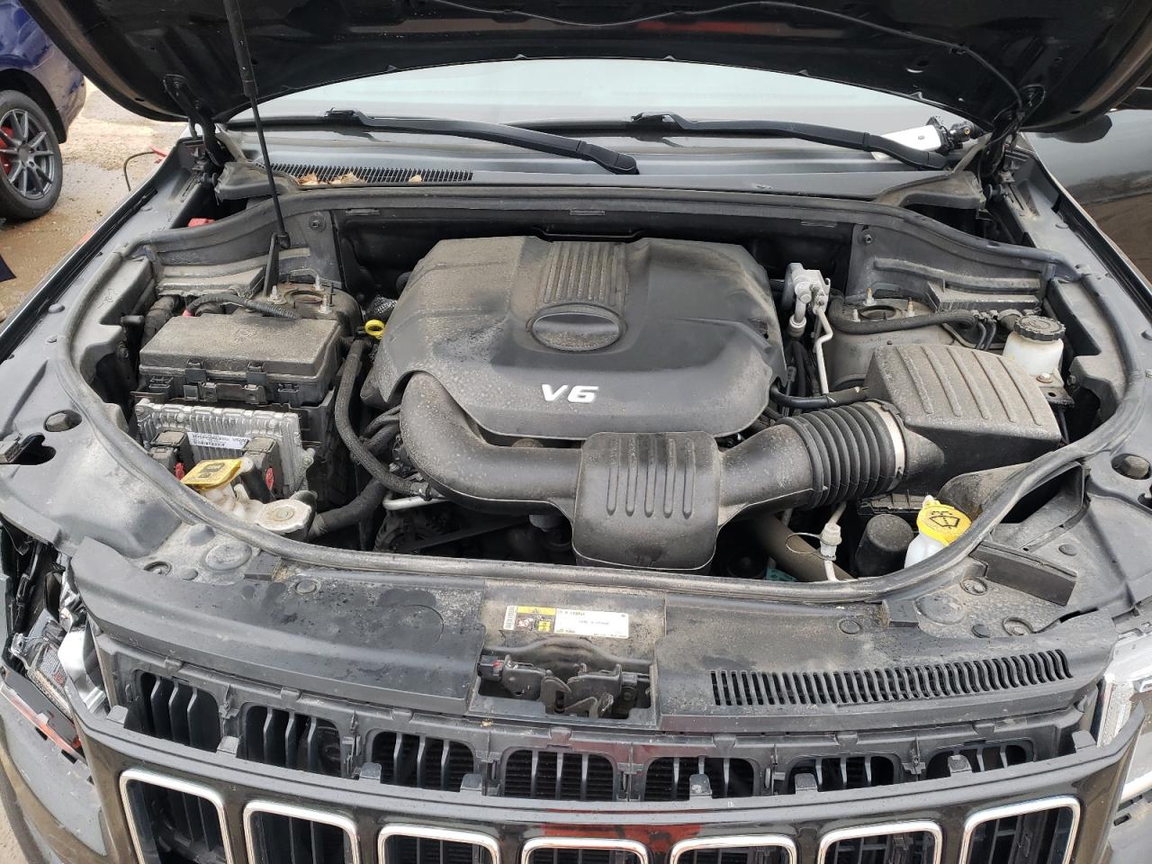 2015 Jeep Grand Cherokee - Image 11